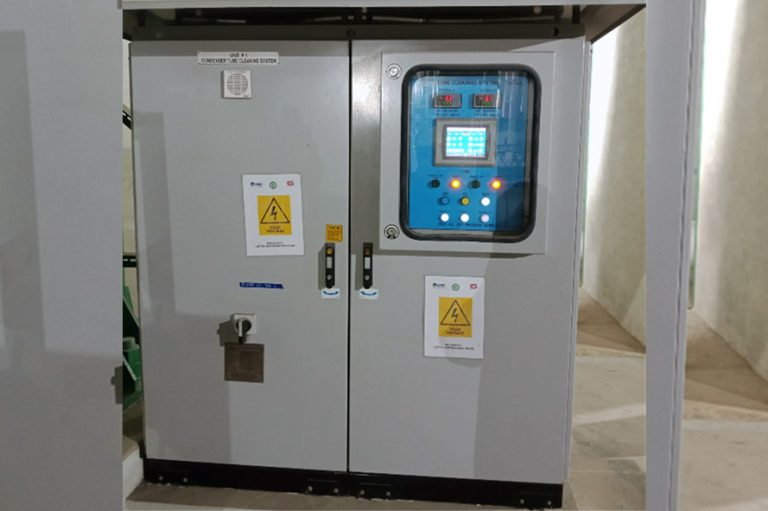 cube cleaning system for condensor